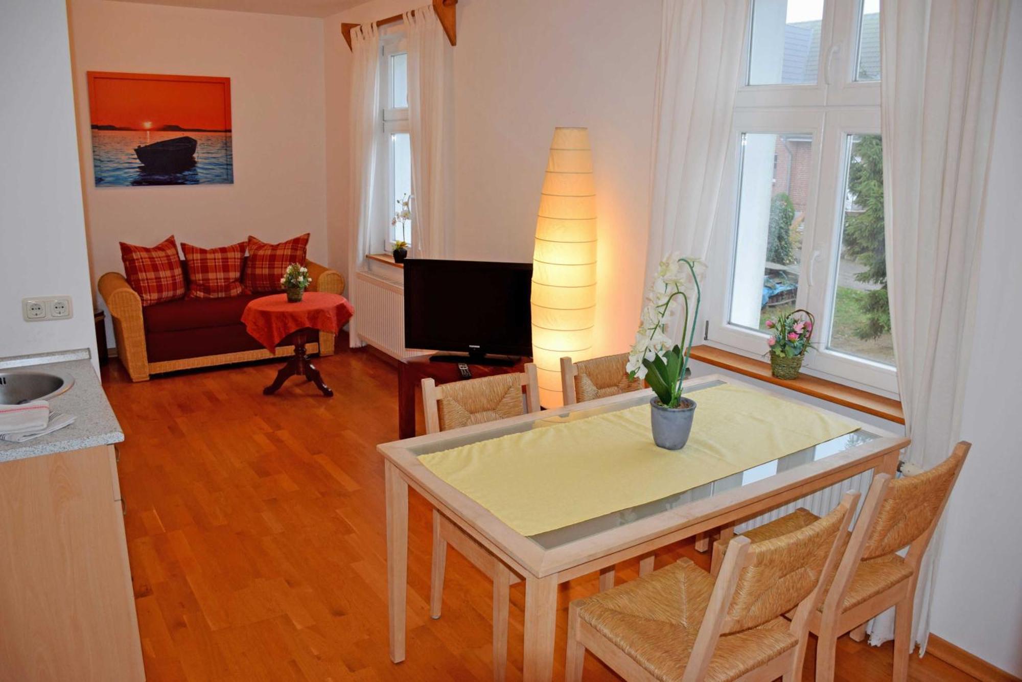 Ferienwohnungen Im Ostseebad Goehr Goehren  Εξωτερικό φωτογραφία